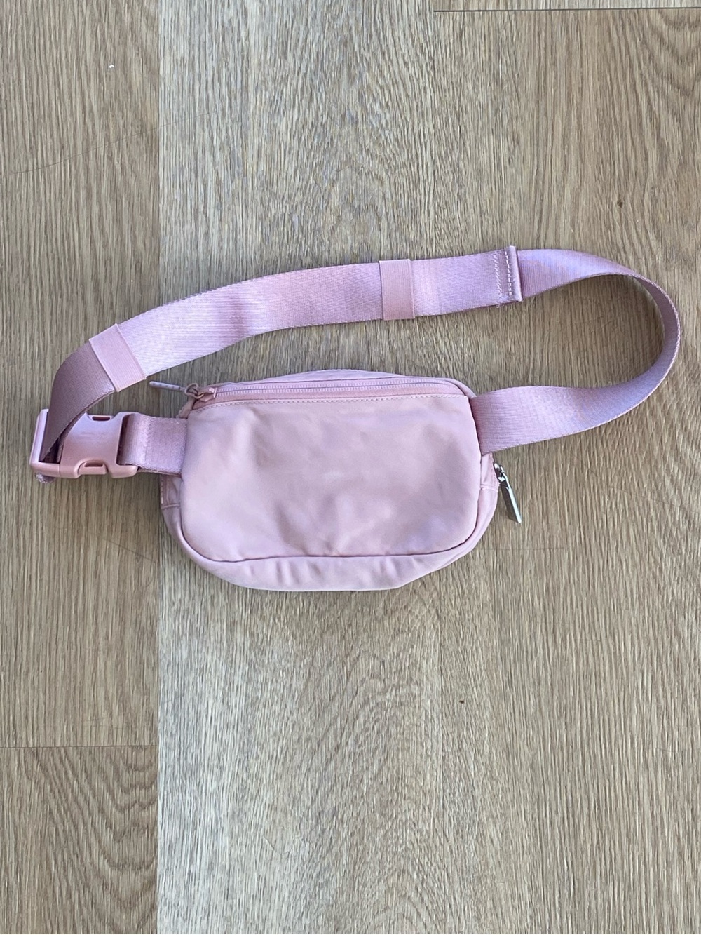 lululemon Everywhere Belt Bag 1L Pink Pastel - Picture 3 of 13